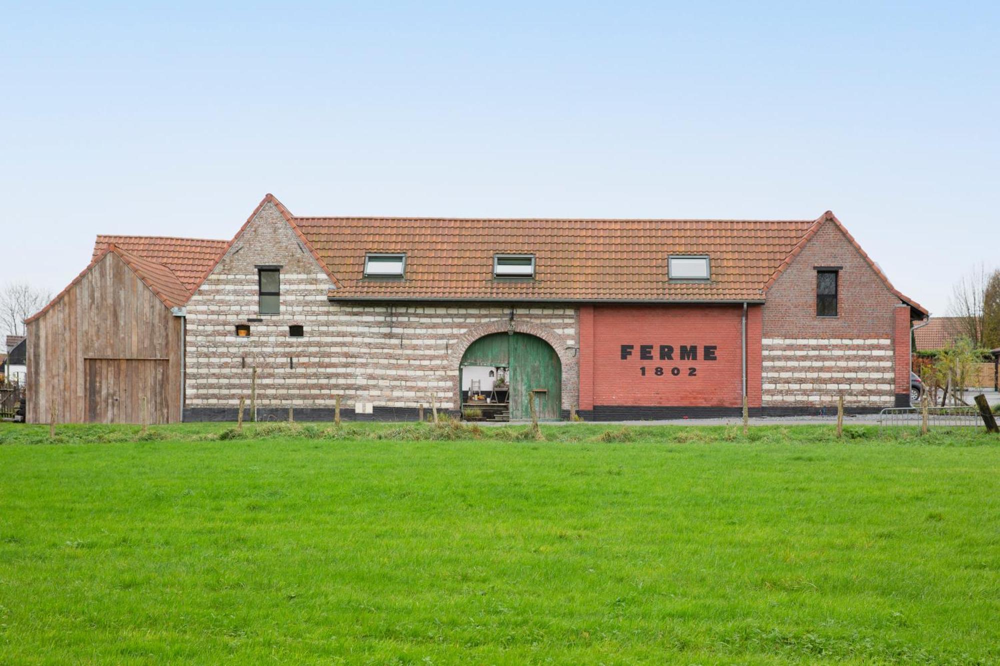 Suite & Spa A La Ferme 1802 桑甘恩蒙朗特 外观 照片